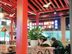 大堂-怪噜范·老贵阳街头名小吃(数博万达店)