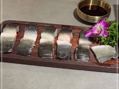 -围炉肉舍•炭烤活鳗•丹东海鲜烤肉(步行街店)