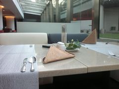 -亮马河饭店翠雅咖啡厅