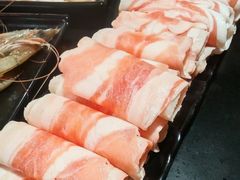 -果松木炭酸菜铜火锅·外婆参鸡汤