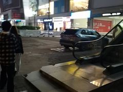 -龙阳广场-地下停车库