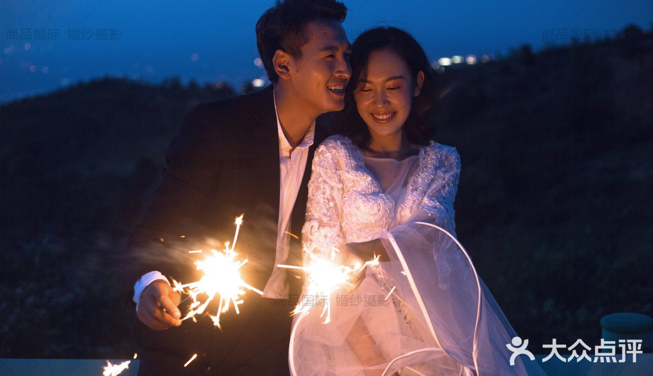 婚纱照｜夜景公路婚纱照  让爱意自由释放