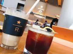 -星巴克臻选(上海合生汇1F店)