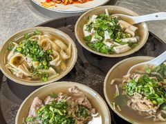 -大众跷脚牛肉馆·非遗传承单位(峨眉山店)