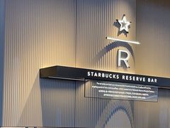 -星巴克臻选(上海合生汇1F店)