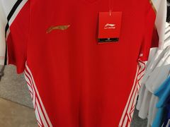 -YONEX苗江运动城(源深店)