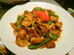 辣酱炒肉-雨后行菜(报慈北路店)