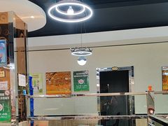 -老码头黑皮肘子锅包肉(赣水路店)