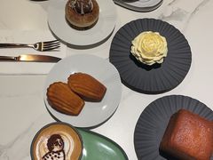 -潮一不贰·法式甜品·生日蛋糕·西式简餐(外滩店)