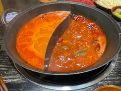-冯校长老火锅(中联广场店)