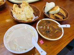 -穆彦华逍遥镇胡辣汤(岗坡路店)