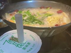 -湊湊火锅·茶憩(新中关购物中心店)