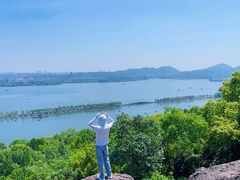 -宝石山