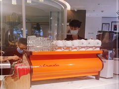 -Peet's 皮爷咖啡(东湖路手作店)
