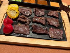 -左庭右院鲜牛肉火锅黑金店(陆家嘴中心店)