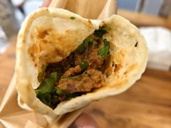 -曾笼笼牛肉饼
