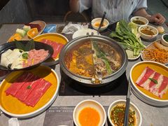 -一绪に寿喜烧(荟聚店)