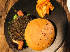 -HIGH FIVE哈福手工汉堡(桂林路店)