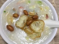 艇仔粥-银记肠粉店(新港西路店)
