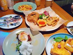 -JINNS锦时 steak&pizza(浸信会礼拜堂旧址店)