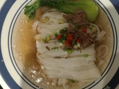 -霸蛮湖南菜·牛肉粉(荣京西街店)