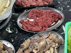 -牛一煲美食(江高店)