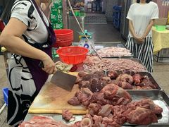 -标记美食新鲜猪杂(兴南大道店)
