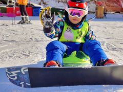 -石京龙滑雪场-停车场