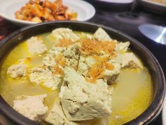 -闫府私房菜·百年鲁菜(恒隆店)