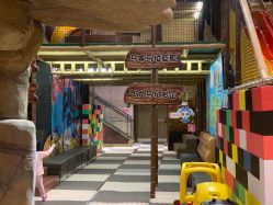 -卡通尼·Safari非洲探索乐园·生日会(金桥国际商业广场店)