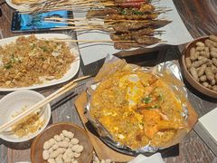 -老街烧烤大排档·地道湖北菜·龙虾馆(汉口火车站店)
