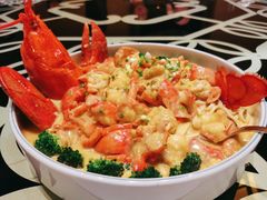 上汤焗澳洲龙虾伴福寿伊面-富力丽思卡尔顿酒店·丽轩中餐厅