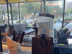 -Ameigo梅果·云贵川bistro(长宁来福士店)