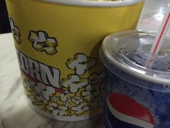 -哈艺时尚影城(海珠赤岗店)