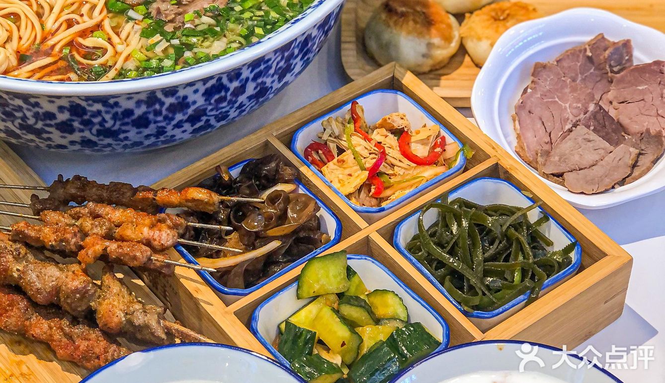 快带你脸大的闺蜜去吃🍜 绝对显脸小哈哈