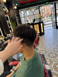 点击看大图 -豪帅男士理容馆