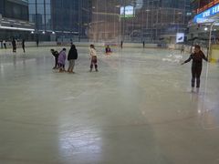 -冠军冰场CHAMPION RINK(凯德广场店)