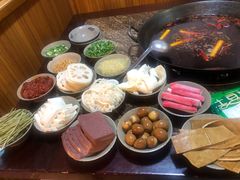 -星鸿社重庆老火锅(燃灯寺分店)