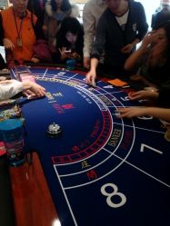 -北京七彩云南翡翠珠宝旗舰店(月坛店)