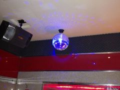 -歌莱美KTV x 星唱纯K·联名店(长虹路店)