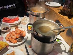 -领鲜活海鲜榴莲自助火锅(东门店)