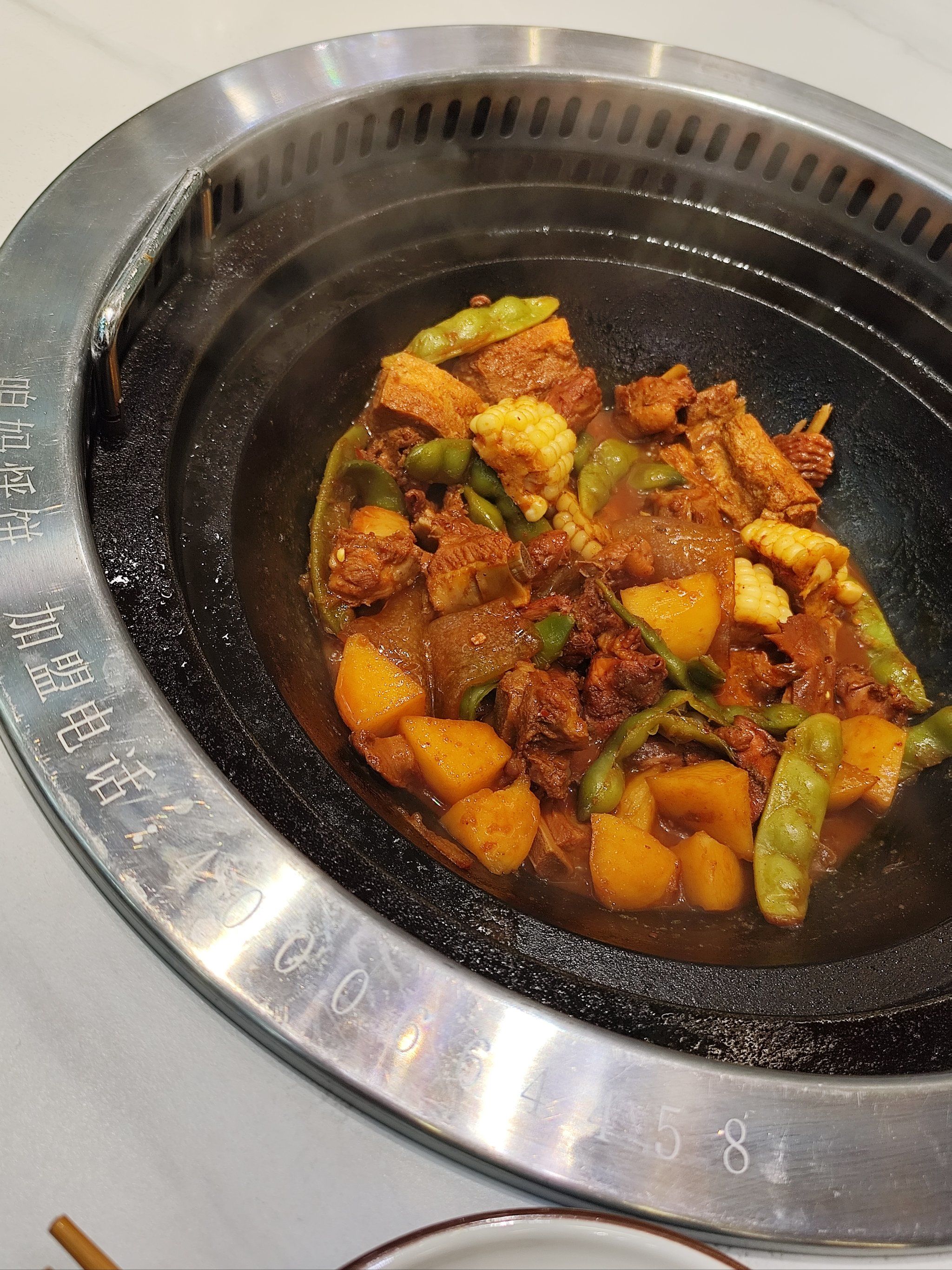 排骨笨鸡铁锅炖双拼,嘎嘎好吃😋