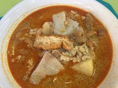 -亚王咖喱鸡米粉面