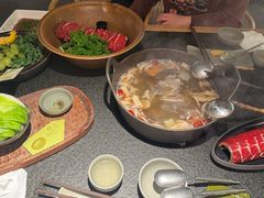 -三出山火锅(南京万象天地店)