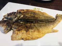 -赶海部落海鲜城(海阳路店)