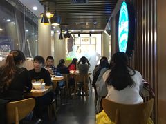 大堂-Pelicana百利家炸鸡(江南西名店城店)