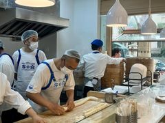 -李与白包子铺(桐梓林店)