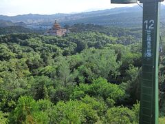 -磬锤峰森林公园