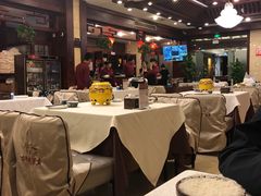大堂-老浒记民俗酒楼(王府井店)