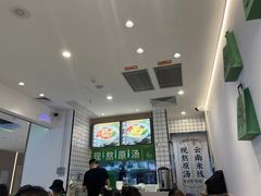 -蒙自源米线大王(花园城商场店)